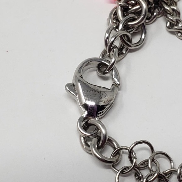 CHANEL cc silver, silver tone camellia bracelet. - Picture 7 of 8